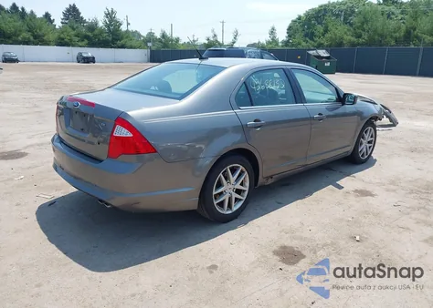 2010 Ford Fusion Se z USA, uszkodzony, nr VIN 3FAHP0HA4AR291069